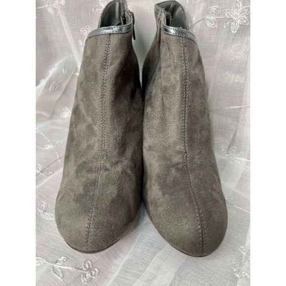 Predictions Women Black Heeled 4.5” Faux Suede Ankle Boots US 11 bootie gray - Picture 2 of 9